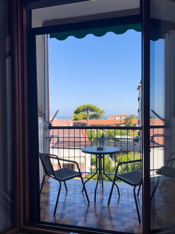 House Irene Sorrento Apartment ปิอาโนดิซอร์เรนโต ภายนอก รูปภาพ